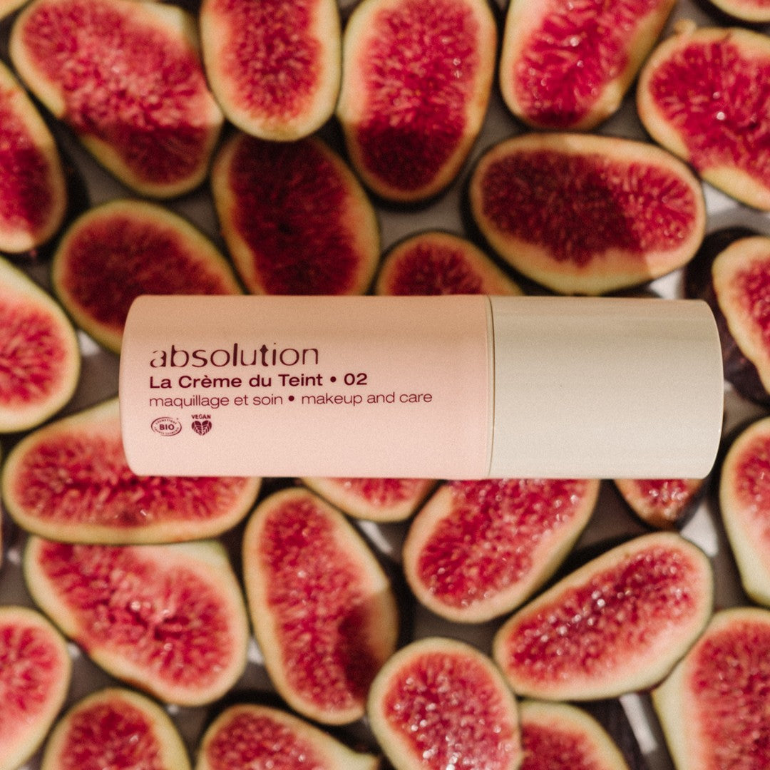 absolution-la-cr-me-du-teint-foundation-medium-02-bio image 7