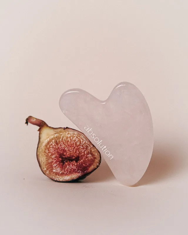 absolution-visage-le-gua-sha-rosenquarz-gesichtsmassage-stein image 1