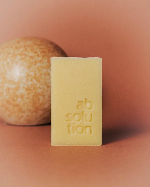 absolution-corps-le-savon-blanc-seife-calendula-fest image 1